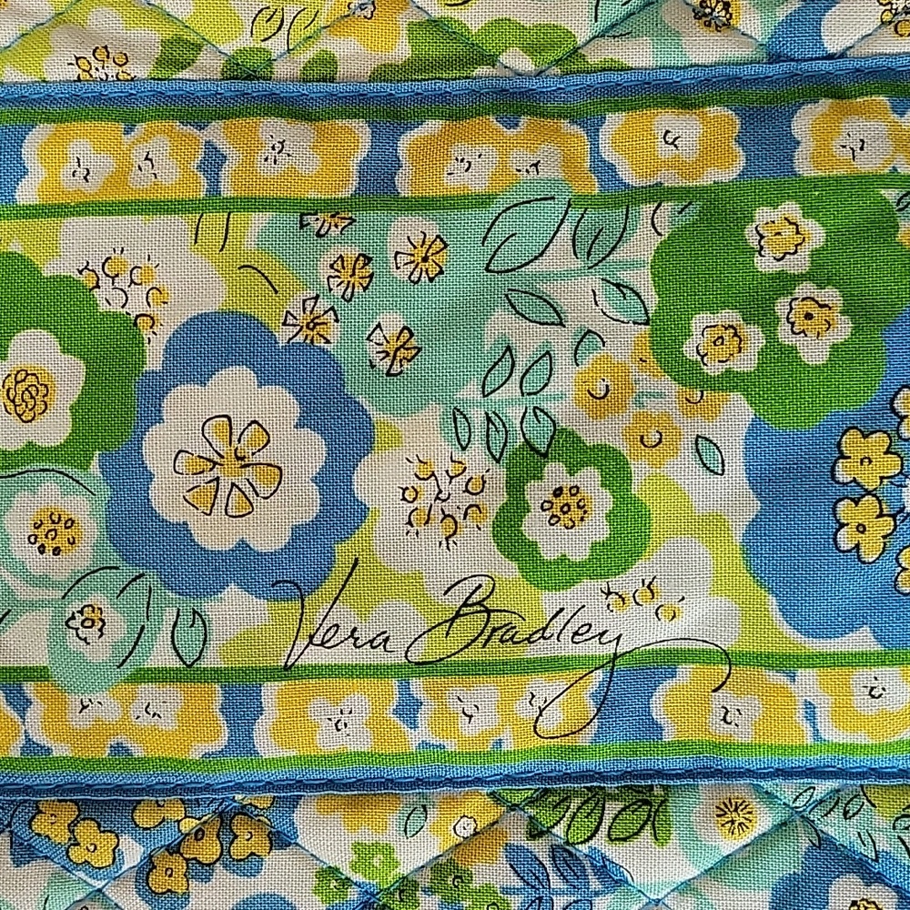 Large Vera Bradley Hobo Purse - Picture 2 of 9